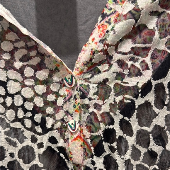 Black and Pink Asymmetrical Blouse with Relaxed Fit - Picture 4 of 11